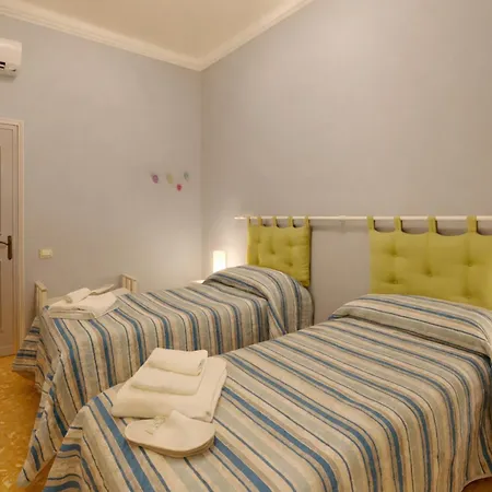 Azzurra Con Veranda Privata - Madame Fannj Lukka